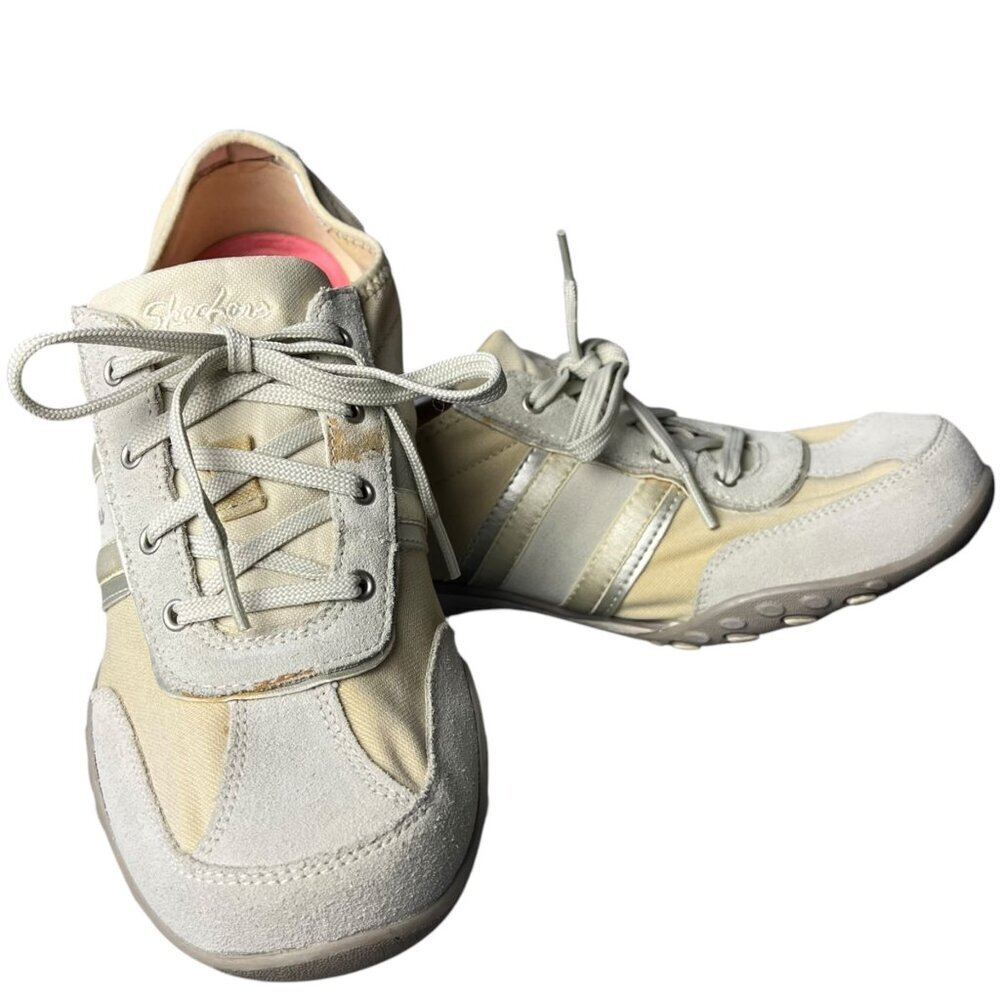 Skechers Size 9.5 Breathe Easy Athletic Sneakers Beige White Sporty Leather